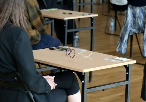 Matura 2026 z chemii. Arkusze CKE, odpowiedzi eksperta i ważne terminy