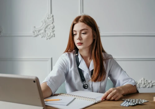 Wegovy skuteczny u kobiet przed i po menopauzie. Nowe wyniki badań Novo Nordisk