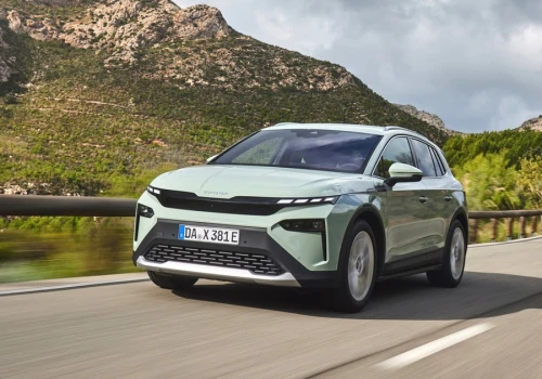 Skoda Elroq 85 zaskakuje zasięgiem i mocą. W mieście oszczędna, na trasie szybka