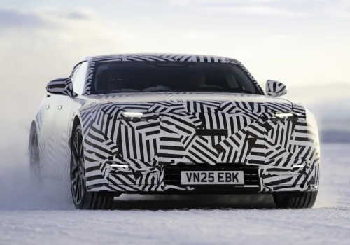 Jaguar zdradził nazwę nowego modelu. Pracę autora wyceniam na 2 zł