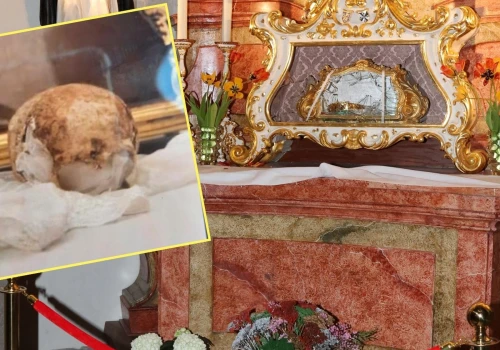 Zuchwała kradzież w Czechach. Złodziej wyniósł cenną czaszkę z bazyliki