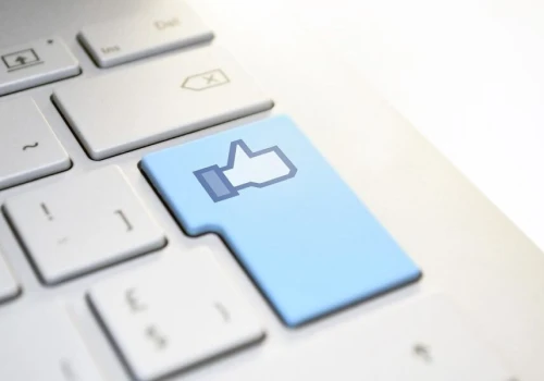 Dezinformacja w internecie rośnie. Sztuczna inteligencja utrudnia odróżnienie prawdy od fałszu