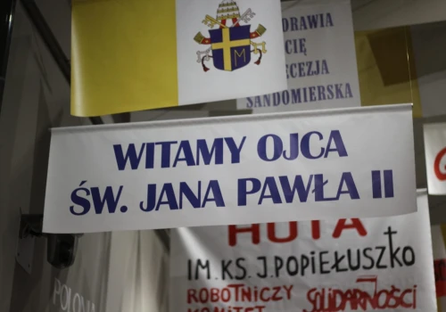 Wadowice: nocne zwiedzanie domu rodzinnego Jana Pawła II w ramach Nocy Muzeów