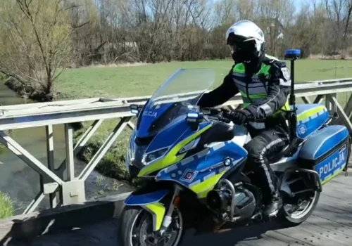 Dwie kradzieże jednego dnia. Funkcjonariusz drogówki ruszał w pościgi