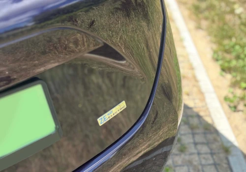 Technologie baterii EV. Takie typy akumulatorów występują w samochodach elektrycznych.