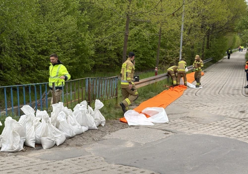Symulacja awarii zbiornika w Gdańsku. „Chcemy być na miejscu jeszcze przed opadem”