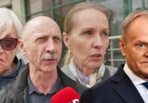 SAFE podpisany. Tak Polacy mówią o decyzji rządu Donalda Tuska