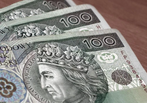 Emerytura wyższa o 4 tys. zł. Na taką podwyżkę seniorzy muszą poczekać