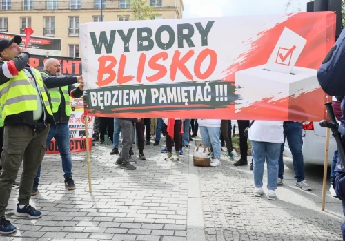 Rząd Tuska dobija kolejne firmy. Przedsiębiorcy mają dość i wychodzą na ulice