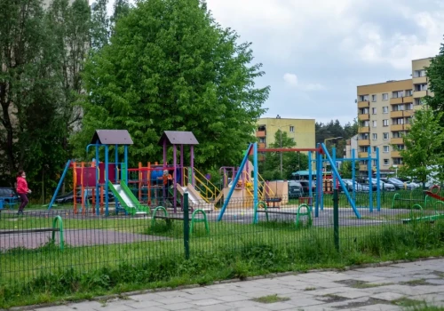 Zamiast placu zabaw parking. Przebudowa węzła przesiadkowego na Podłężu