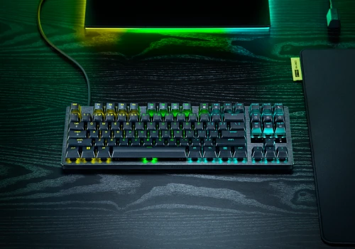 Razer Huntsman V3 Tenkeyless 8KHz to nowa klawiatura esportowa z analogowo-optycznymi przełącznikami