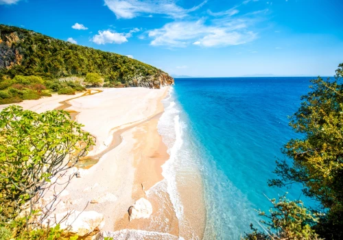 Albania all inclusive w dobrej cenie 🌊🍹 Tydzień w 4* Horizont Hotel za 2689 PLN