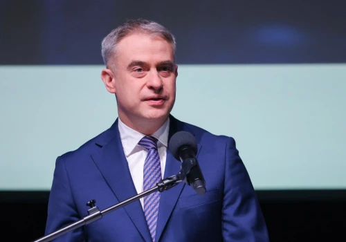 Małżeństwa jednopłciowe. Gawkowski podjął decyzję ws. wzorów aktu