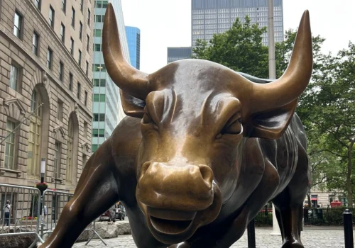 Wyższa inflacja nie zatrzymała hossy na Wall Street. Jeden bank widzi S&P500 na 8000 pkt.