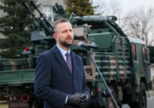 Nagły ruch Pentagonu ws. żołnierzy USA w Polsce? Szef MON reaguje na doniesienia mediów