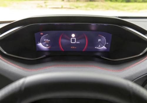 Więcej niż co dziesiąte auto w Polsce ma cofnięty licznik. Średnio o prawie 70 tys. km
