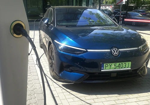 Sztuczna inteligencja wydłuży życie baterii EV o ponad 20 procent?