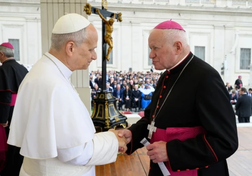 Abp Szal w Watykanie: ruszają starania o beatyfikację nowych męczenników