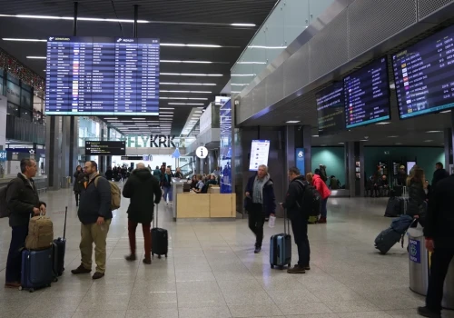 Polskie lotnisko pęka w szwach. Wydadzą miliony, żeby to zmienić