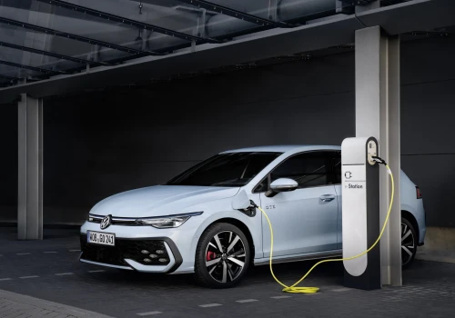 Golf na prąd jeszcze poczeka. Volkswagen stawia na ID: Polo, Neo i Cross