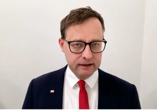 Marcin Romanowski nagle przerwał milczenie. 