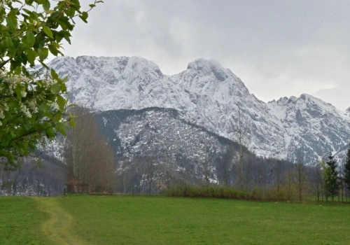 Kiedy kończy się zima w Tatrach? Temperatury i opady śniegu w górach
