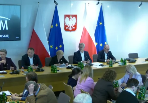 NFZ otrzyma dodatkowe 1,4 mld zł z budżetu państwa. Komisja Finansów Publicznych nie zgłosiła sprzeciwu