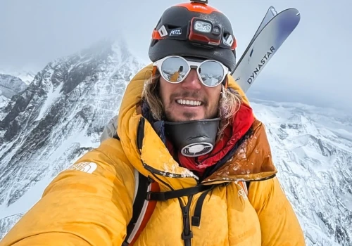 Imponujący wyczyn Bartka Ziemskiego. Bielszczanin zjechał z Lhotse na nartach