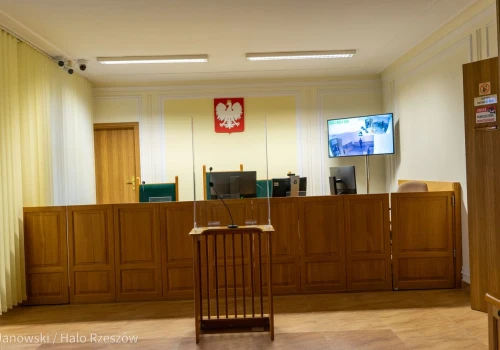 Ruszył proces nauczyciela WF i trenera za molestowanie uczennic poniżej 15 lat