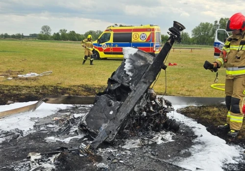 Wypadek wiatrakowca w Baranowie. Maszyna stanęła w płomieniach