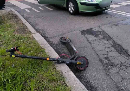 Zielona Góra. Potrącenie osoby na hulajnodze, kierująca surowo ukarana