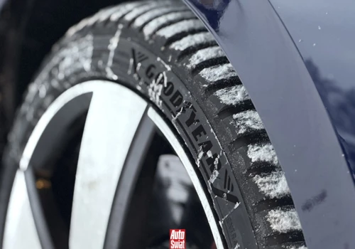 Goodyear na nowo definiuje kategorię opon całorocznych wprowadzając nowy model vector all season 4