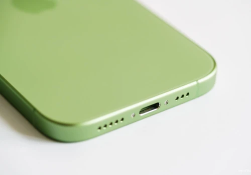 iPhone rośnie tam, gdzie rynek spada