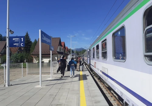 Warszawa – Zakopane: PKP Intercity i Koleje Mazowieckie mogą jeździć komercyjnie