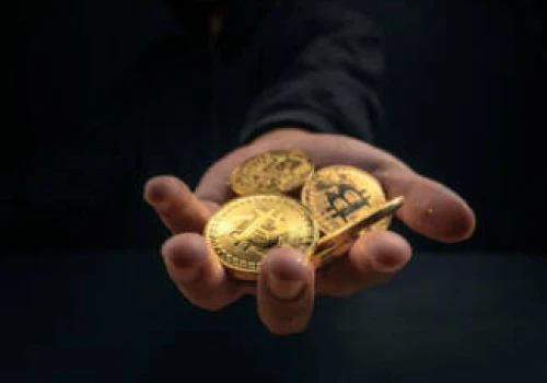 Bitcoin przy ważnym oporze. Historyczny sygnał ostrzega przed powtórką bessy z 2022 roku