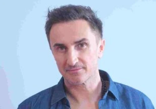 W dowodzie na inne imię. Sebastian Karpiel-Bułecka zdradził powód