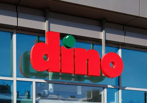 Dino przyspiesza, Biedronka zwalnia? 2,5 mld zł na ekspansję napędzi walkę dyskontów