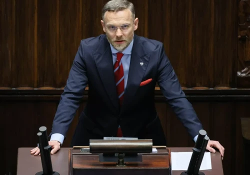 Konfederacja i prezydent złożyli poprawki do rządowej ustawy. Sejmowa komisja nie miała litości