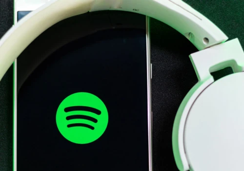 Apple zaczęło, Spotify przejmuje pomysł. Podcasty będą jeszcze lepsze