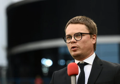 Królewski zdementował doniesienia o wykupieniu akcji Wisły przez Kwietnia