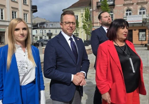 D.Joński: „Znowu Polska jest na pierwszym miejscu! W nowym budżecie przypada nam 123 miliardy euro”