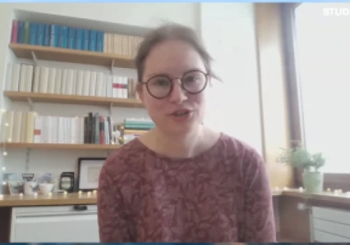 Dr Karolina Wątroba: czytelnicy z różnych kręgów kulturowych odnajdują w dziełach Kafki podobne obrazy