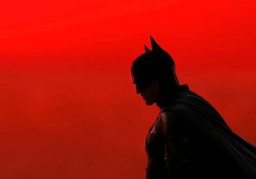 Spójrz na Scarlett Johansson, Sebastiana Stana, Charlesa Dance'a i innych w The Batman - Part II