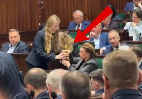 Żenujące obrazki na sali sejmowej. 