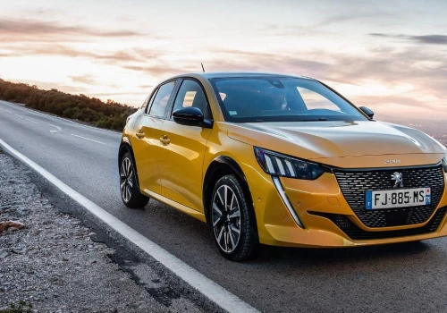 Ponad 600.000 Peugeotów 208 do serwisu. Powód? Zbyt cichy klakson