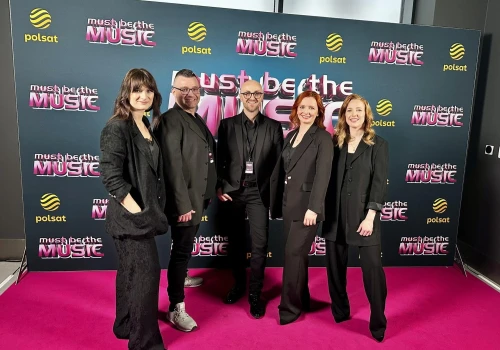 2 BE VOICE oraz Alien i Majtis na scenie „Must Be the Music”
