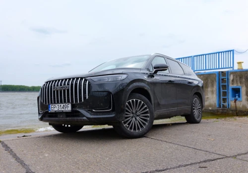 Jeździłem JAECOO 8 Super Hybrid. Niemiecka konkurencja ma problem