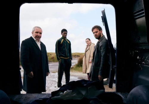 WSZYSTKIE DIABŁY ZBIEGŁY TUTAJ. Ciekawe połączenie kina gangsterskiego i horroru