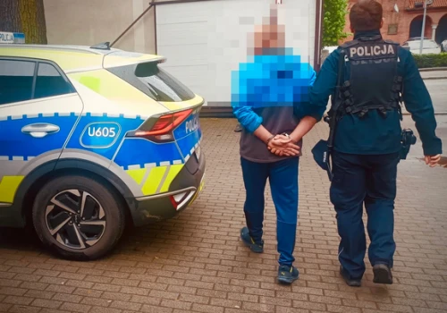 Tymczasowy areszt dla 40-latka podejrzanego o znęcanie nad rodzicami oraz naruszenie nietykalności cielesnej policjantów