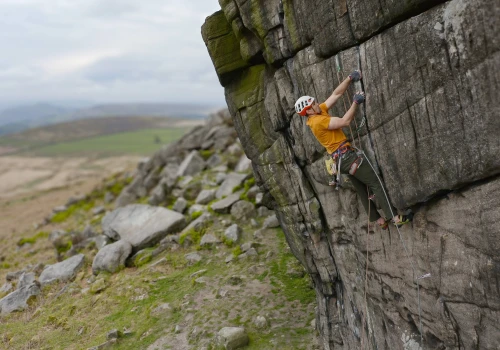 Niewidomy Jesse Dufton prowadzi „Bat out of Hell” E5 6a
